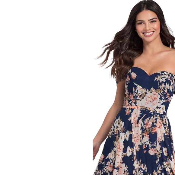 Floral-Print Off-the-Shoulder Long Formal Dress - Picture 5 of 8
